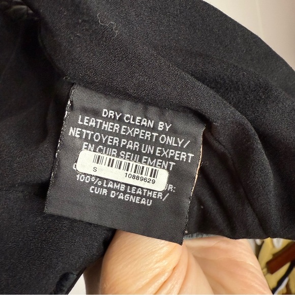 Lamarque Kallie 100% Leather Vest Top Black - Small - Picture 9 of 9